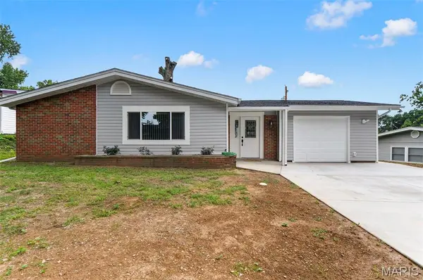 732 Hubert DR, St Louis, MO 63125