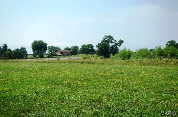 33642 Highway 154, Stoutsville, MO 65283