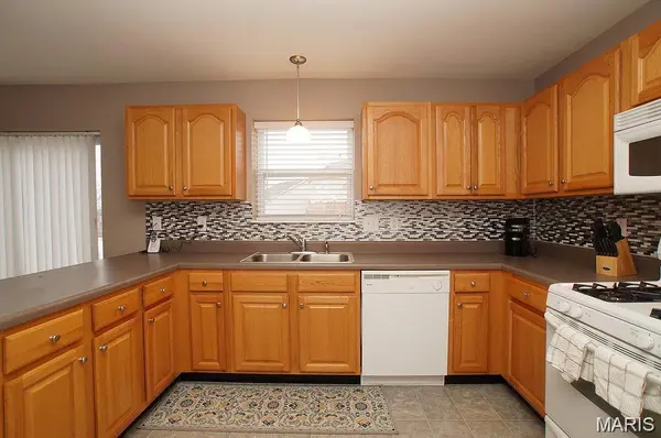 210 Stone Run BLVD, Wentzville, MO 63385