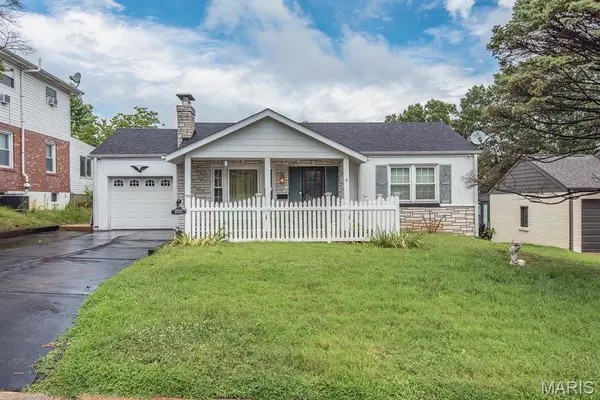 9211 Alpine DR, Affton, MO 63123