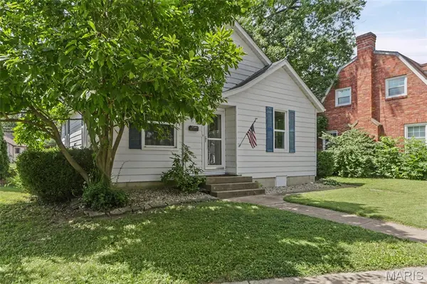 1416 Lindenthal AVE, Highland, IL 62249