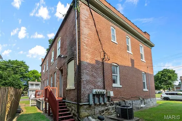 737/739 Themis ST, Cape Girardeau, MO 63701