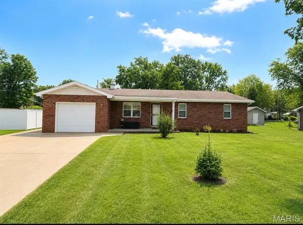 1310 Krei BLVD, Farmington, MO 63640