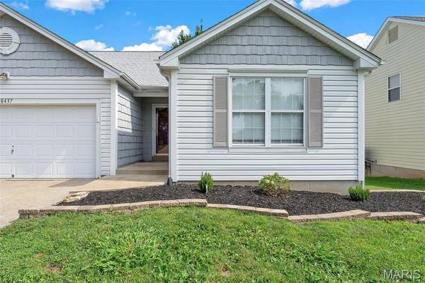 10437 Ashby Place LN, St Ann, MO 63074