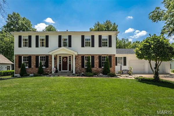 14246 Cypress Hill DR, Chesterfield, MO 63017