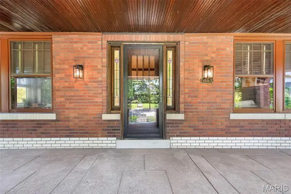 4663 Tower Grove PL, St Louis, MO 63110