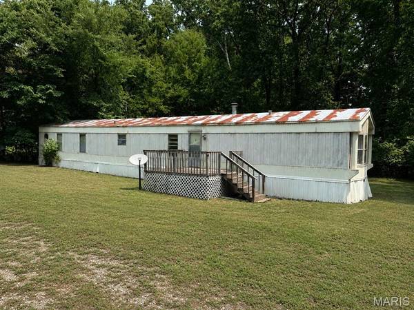 1804 Collier DR, Waynesville, MO 65583