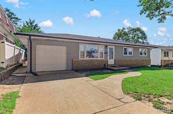 3834 Primm ST, St Louis, MO 63123