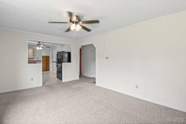 2833 Parthenon DR, Olympian Village, MO 63020