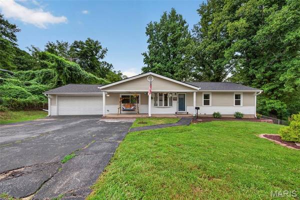 10800 Hobday AVE, St Ann, MO 63074