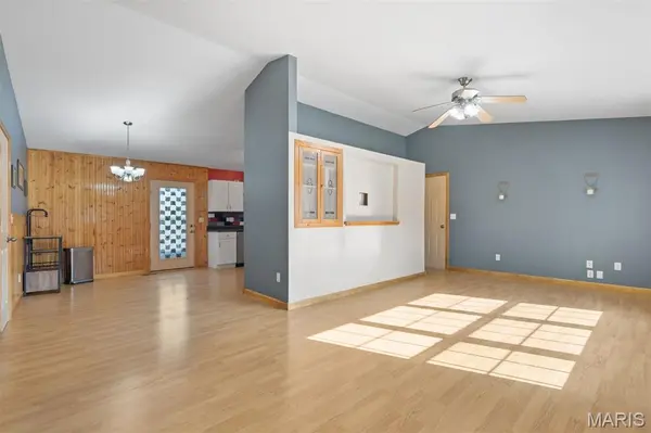 238 Grand Central DR, Union, MO 63084