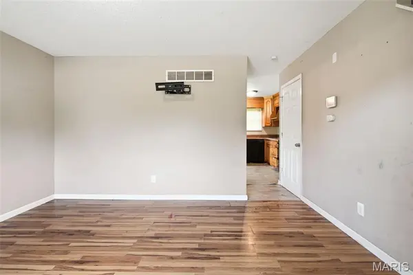 415 Hentschel PL, St Louis, MO 63135