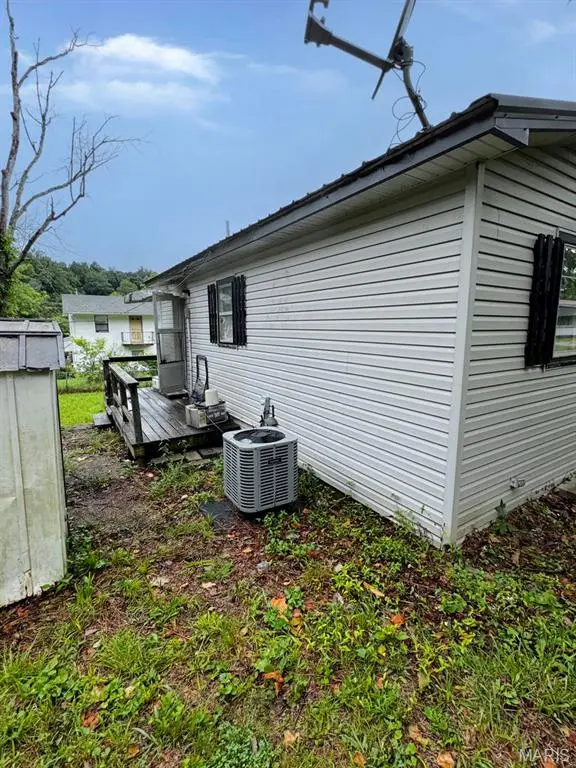 107 Plum ST, Greenville, MO 63944