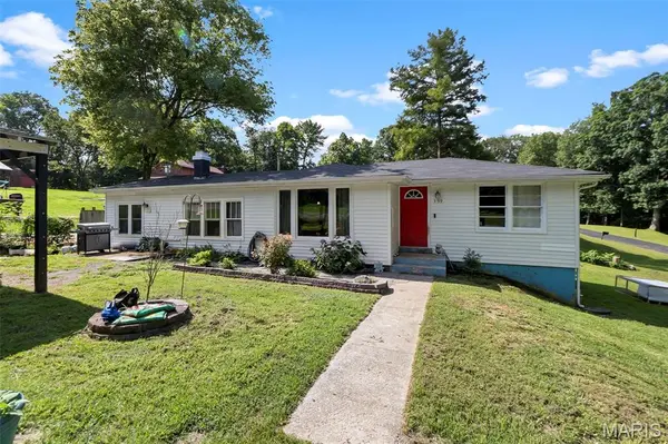 359 Hillcrest DR, Cape Girardeau, MO 63701