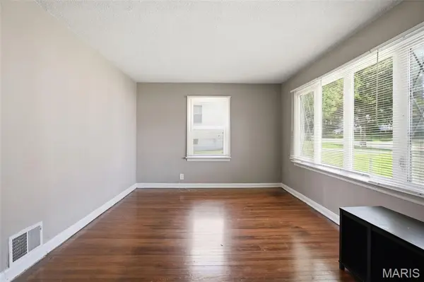 7820 Alert DR, St Louis, MO 63133