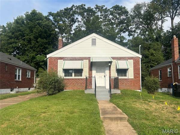 1162 Watts AVE, St Louis, MO 63130