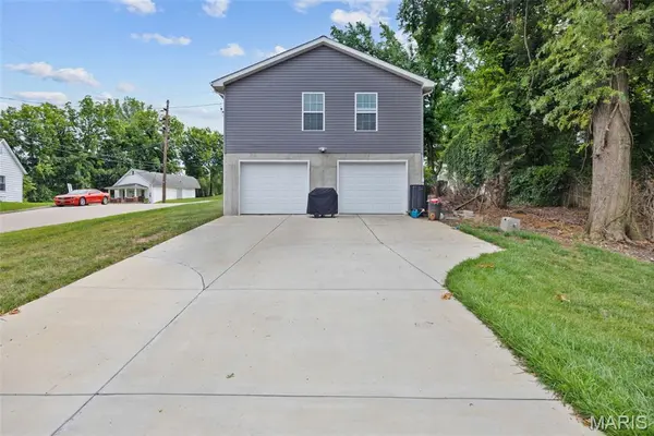 17 Frisco ST, Festus, MO 63028