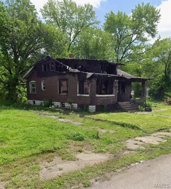 1614 N 46th ST, East St Louis, IL 62204