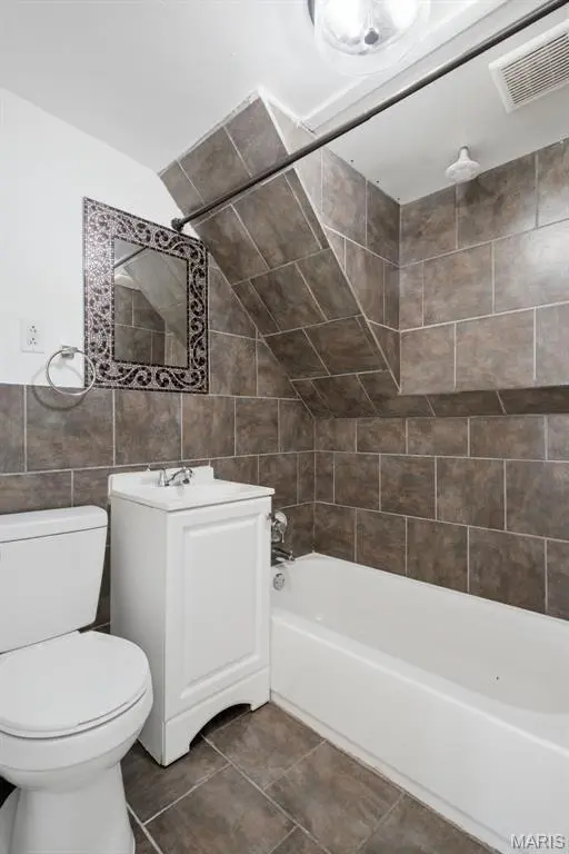 7721 W Ranken AVE, Richmond Heights, MO 63117