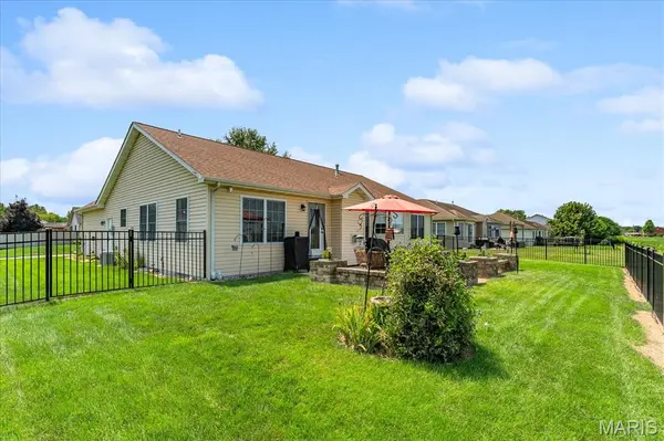 605 WHETSTONE LN, Mascoutah, IL 62258