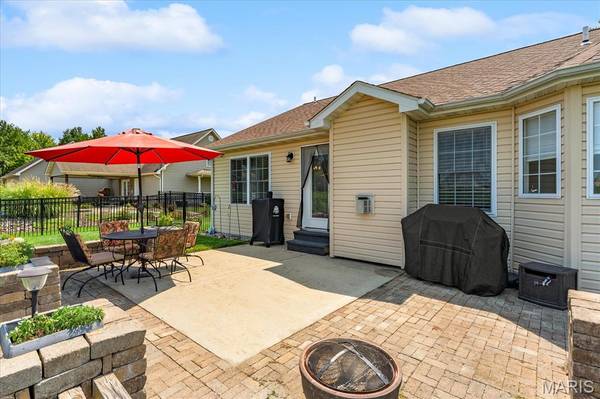 605 WHETSTONE LN, Mascoutah, IL 62258