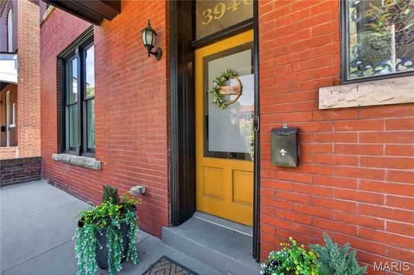 3940 Shaw BLVD, St Louis, MO 63110