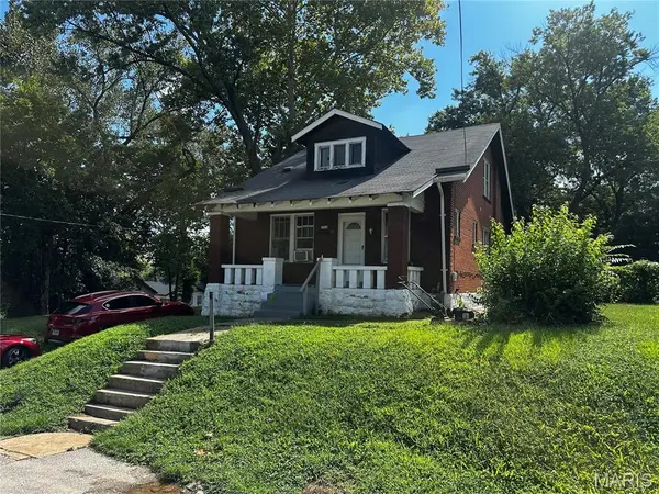 1216 Verl PL, St Louis, MO 63133