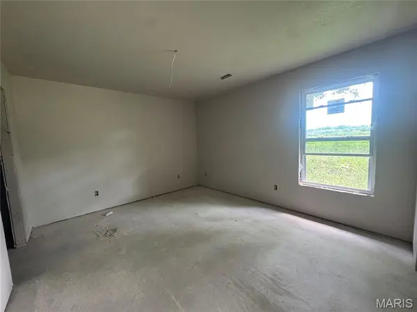 422 E Henry ST, Poplar Bluff, MO 63901