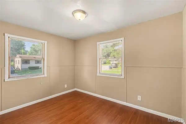 1223 Walker AVE, Spanish Lake, MO 63138