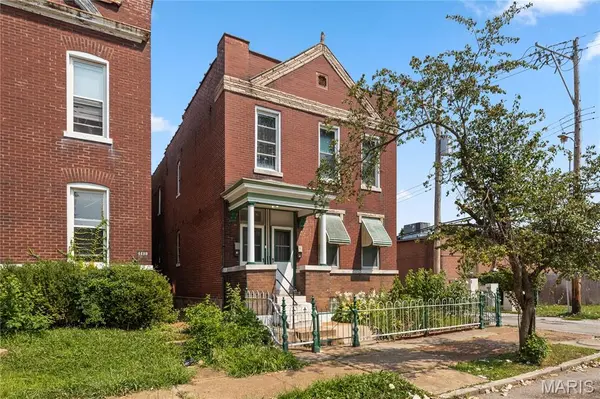 4140 Oregon AVE, St Louis, MO 63118