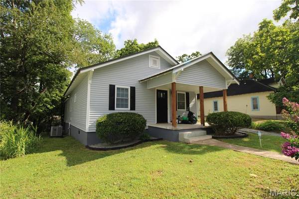 1409 Spring ST, Poplar Bluff, MO 63901