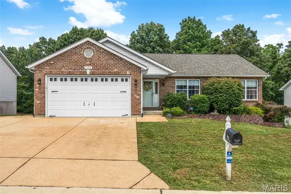 127 Ezekiel CT, Hillsboro, MO 63050