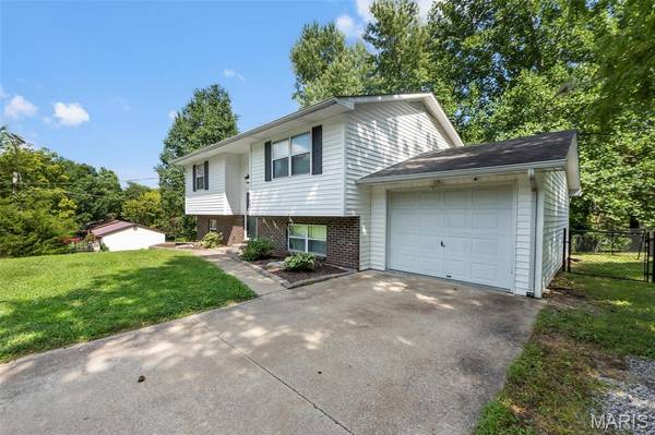 841 Greensferry RD, Jackson, MO 63755