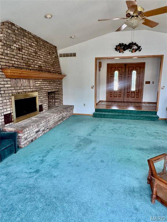 6 Willow Circle DR, Greenville, IL 62246