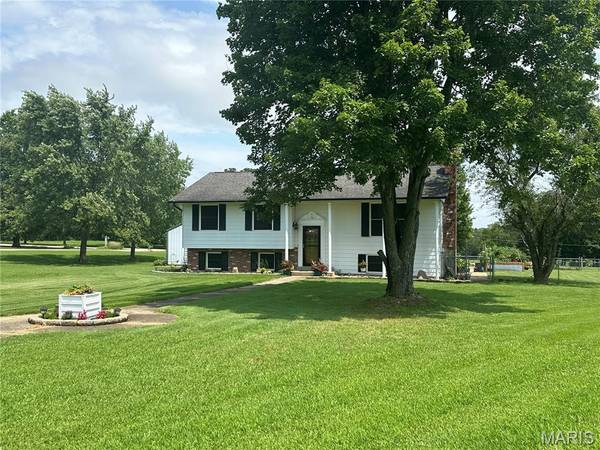 3607 Cuba ST, Owensville, MO 65066