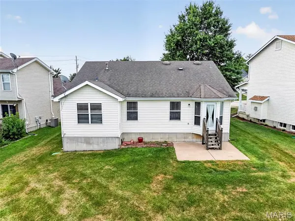 429 Briarchase PL, Lake St Louis, MO 63367