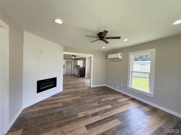 482 E Richardson AVE, Puxico, MO 63960
