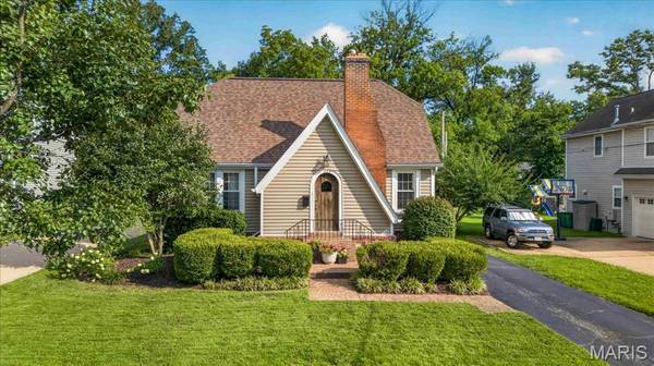 222 Central AVE, Webster Groves, MO 63119