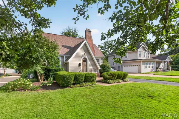 222 Central AVE, Webster Groves, MO 63119