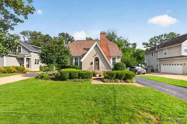 222 Central AVE, Webster Groves, MO 63119