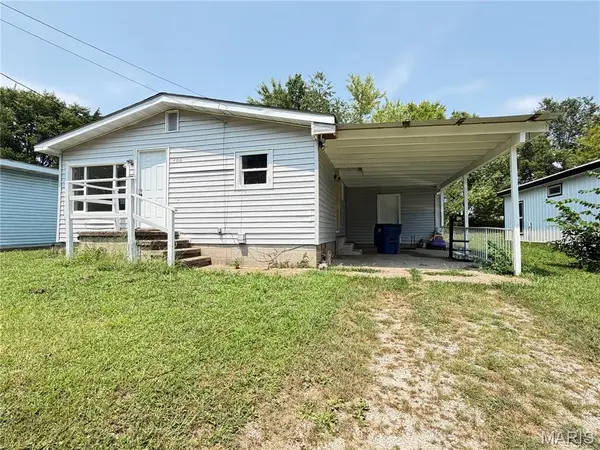 406 E Roosevelt ST, Salem, MO 65560