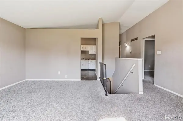 11321 Aspen Woods DR, St Louis, MO 63138