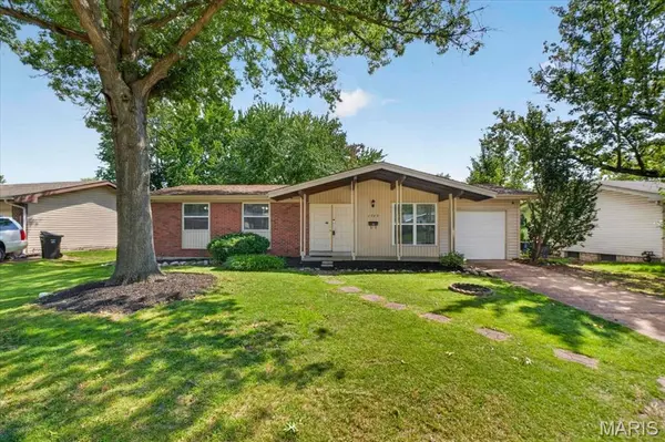 1540 Leisure DR, Florissant, MO 63031