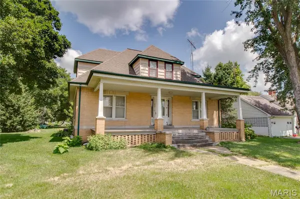 607 Walnut ST, Greenfield, IL 62044