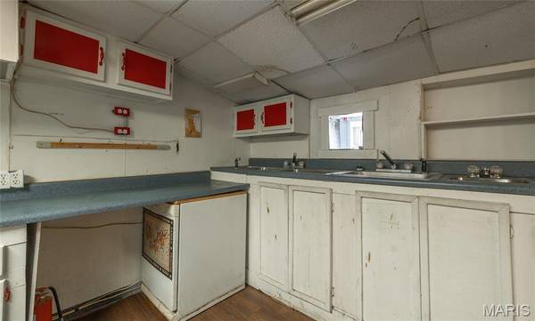 103 E Third ST, Belle, MO 65013