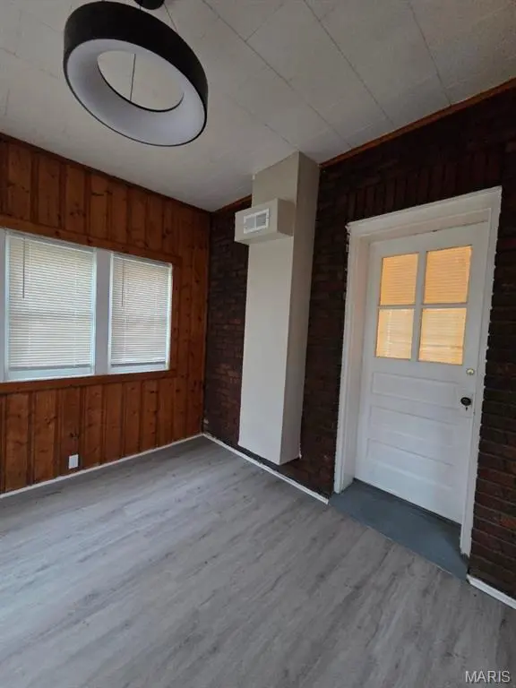 5010 N Kingshighway BLVD, St Louis, MO 63115