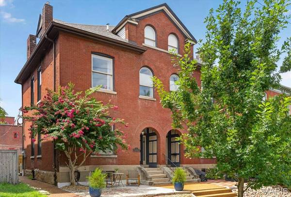 1305 Dolman ST #1305, St Louis, MO 63104