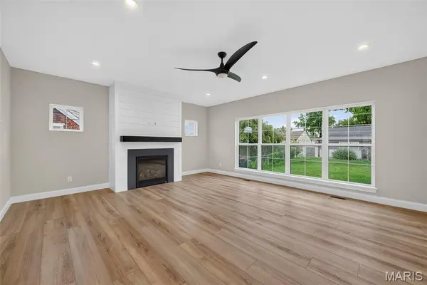8741 Magdalen AVE, St Louis, MO 63144