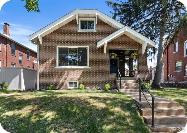 5241 Murdoch AVE, St Louis, MO 63109