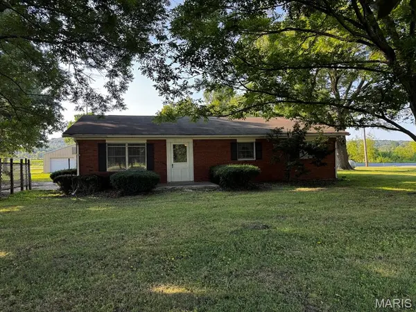 20249 Highway Uu, Louisiana, MO 63353